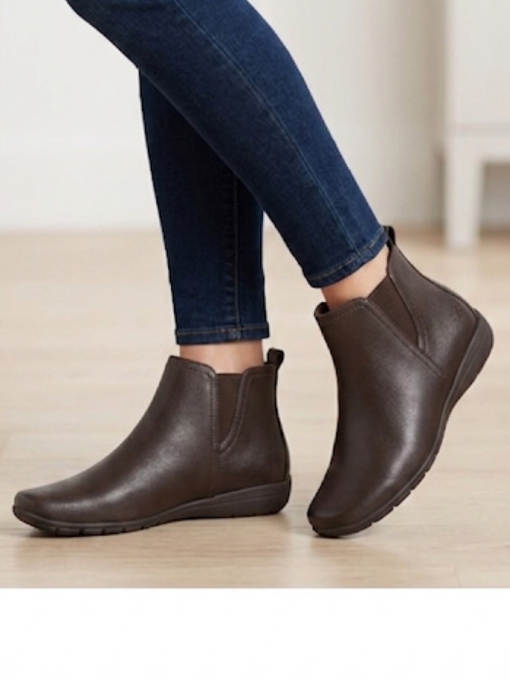 Easy Spirit Aleena Pebbled Ankle Booties Brown Comfort Boots NWT